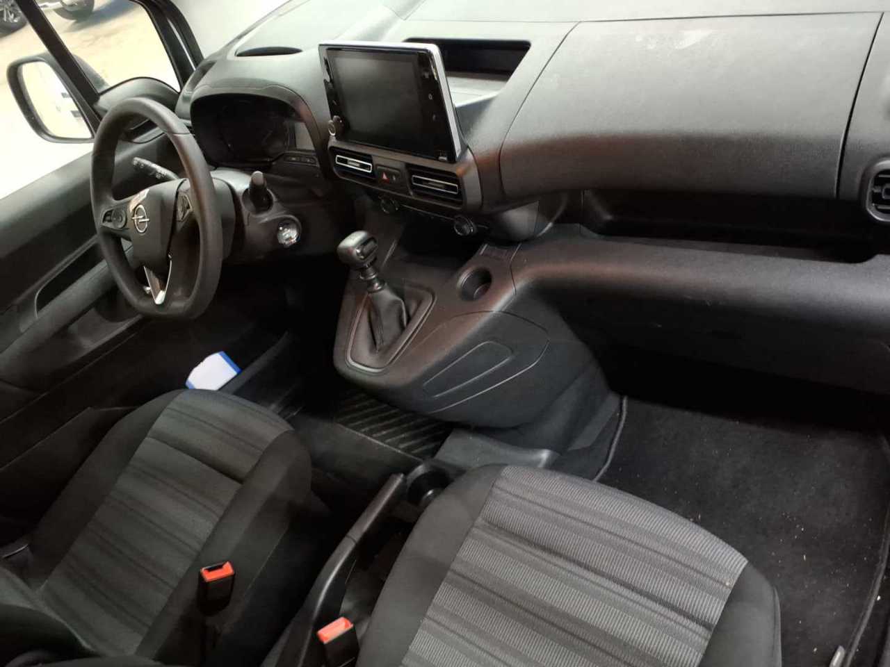 Opel Combo Life 1.2 Turbo Start/Stop Edition 9