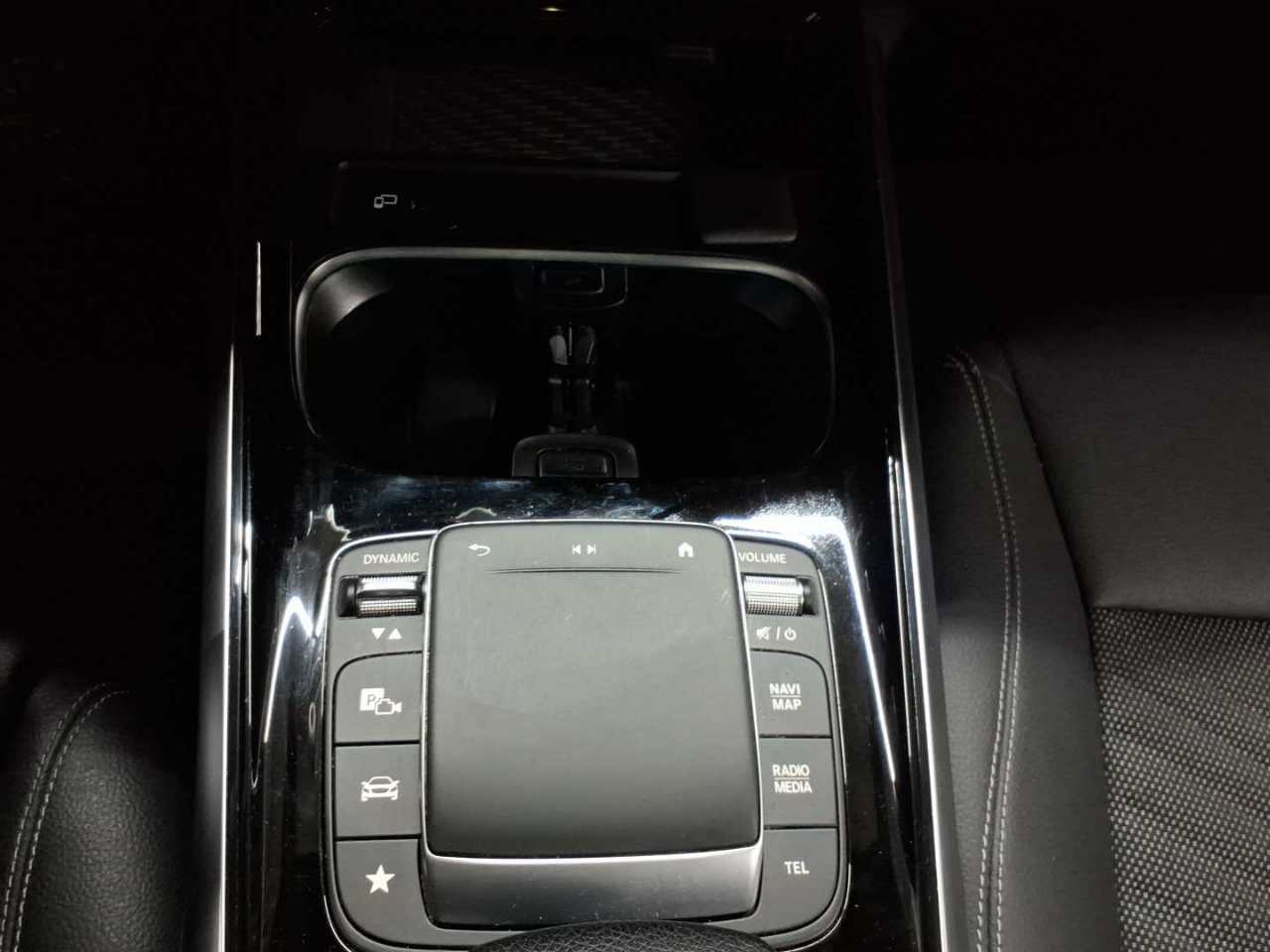 Mercedes-Benz GLB 200 d 8G-DCT Progressive 10