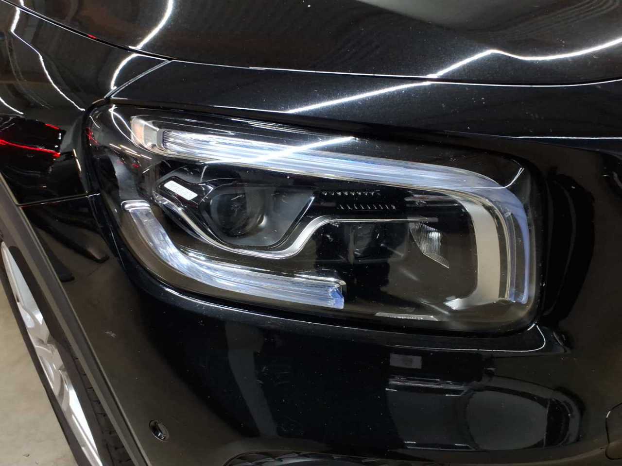 Mercedes-Benz GLB 200 d 8G-DCT Progressive 17
