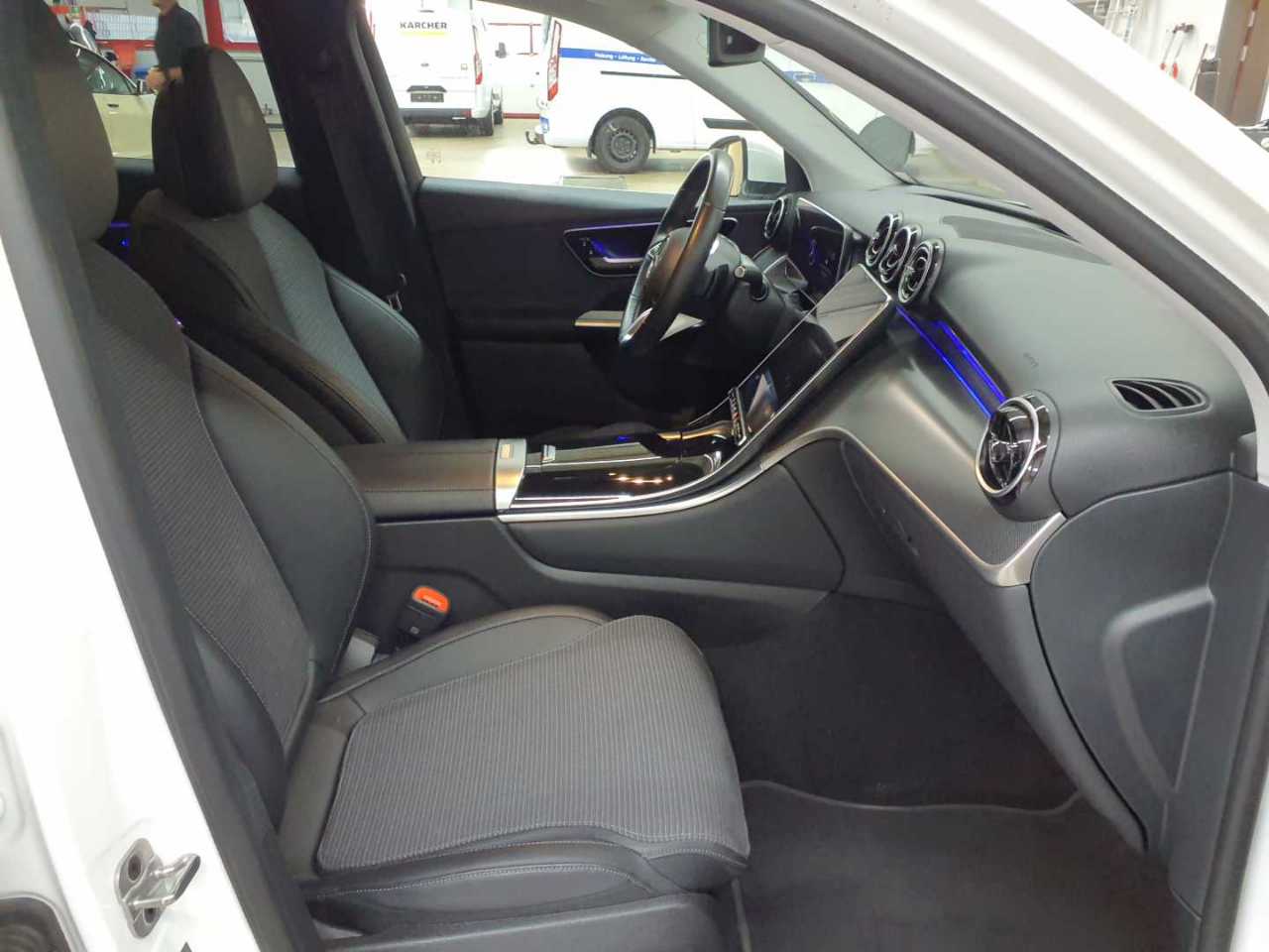 Mercedes-Benz GLC 220 d 4Matic 9G-TRONIC Avantgarde Advanced 7