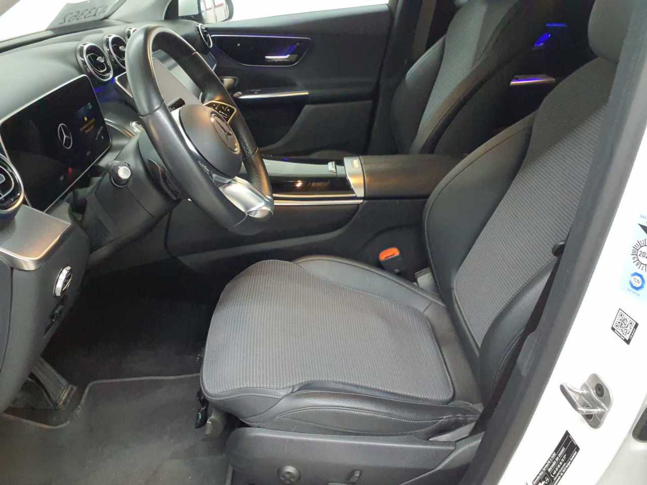 Mercedes-Benz GLC 220 d 4Matic 9G-TRONIC Avantgarde Advanced 8