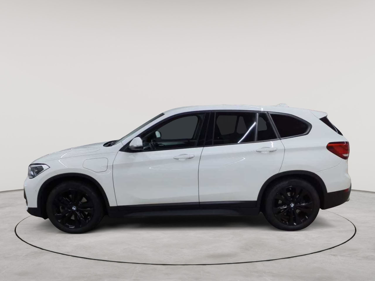 BMW X1 xDrive25e Advantage 6