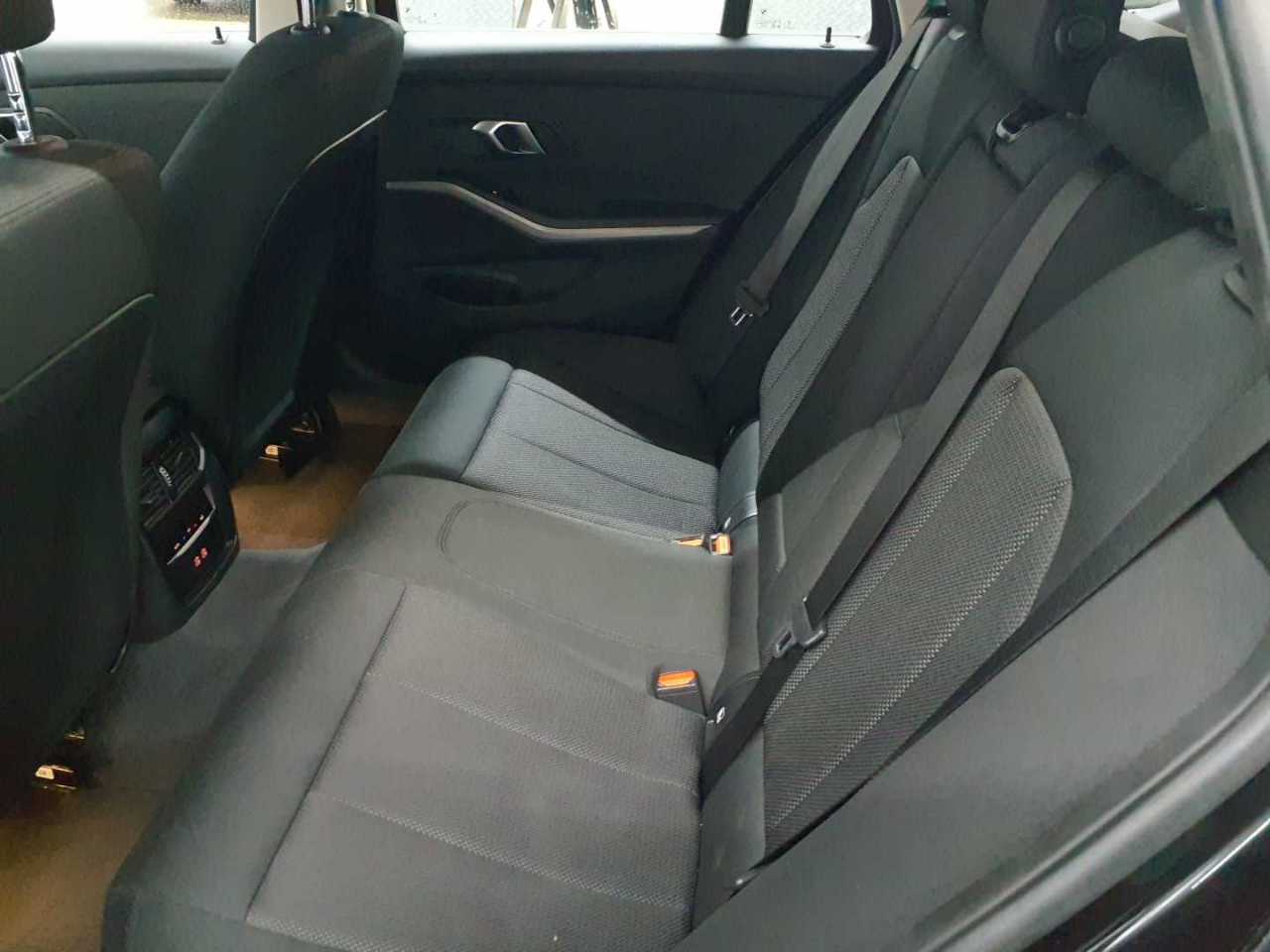 BMW 318d Touring Aut. 13