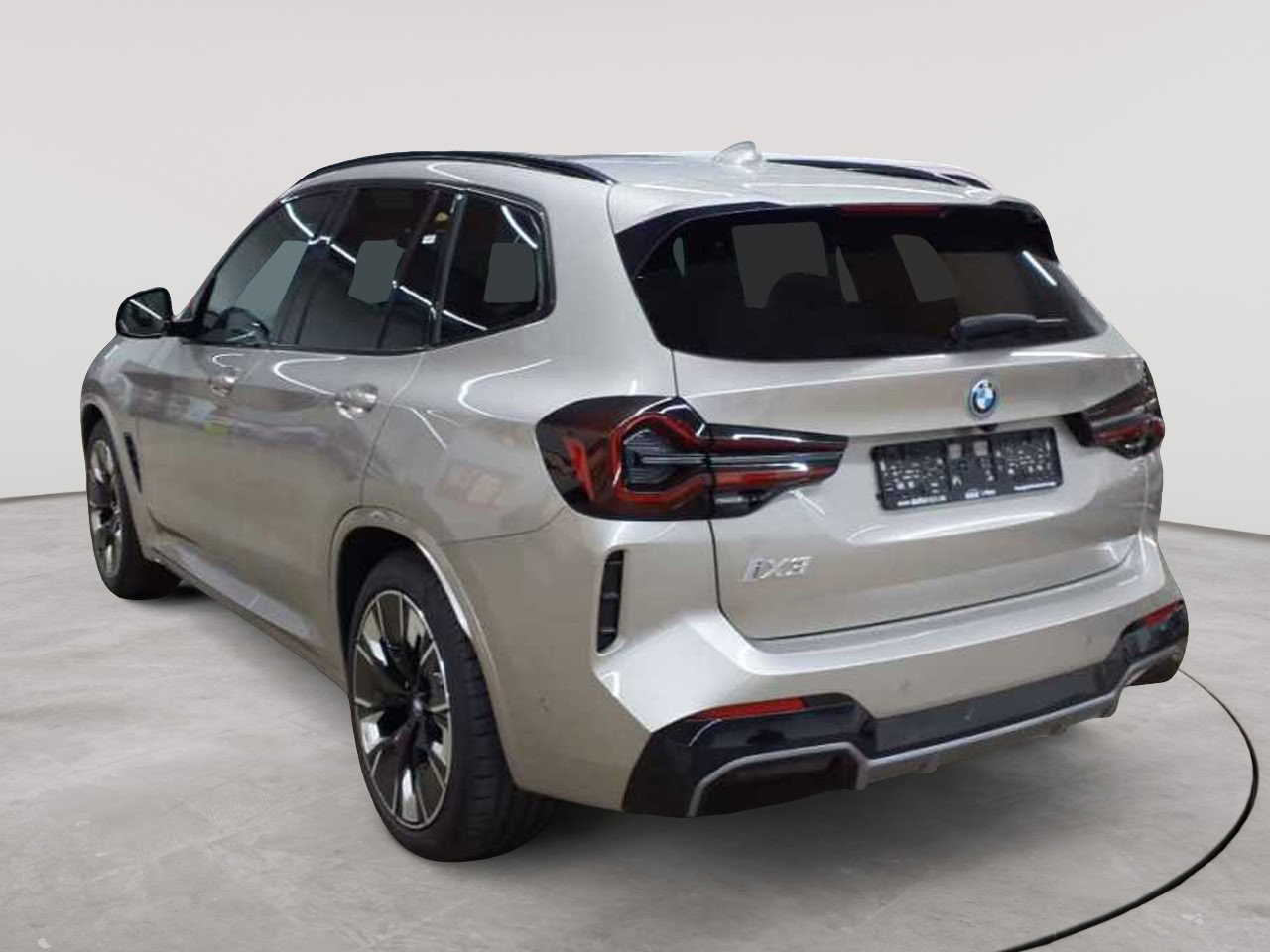 BMW iX3 Impressive 5