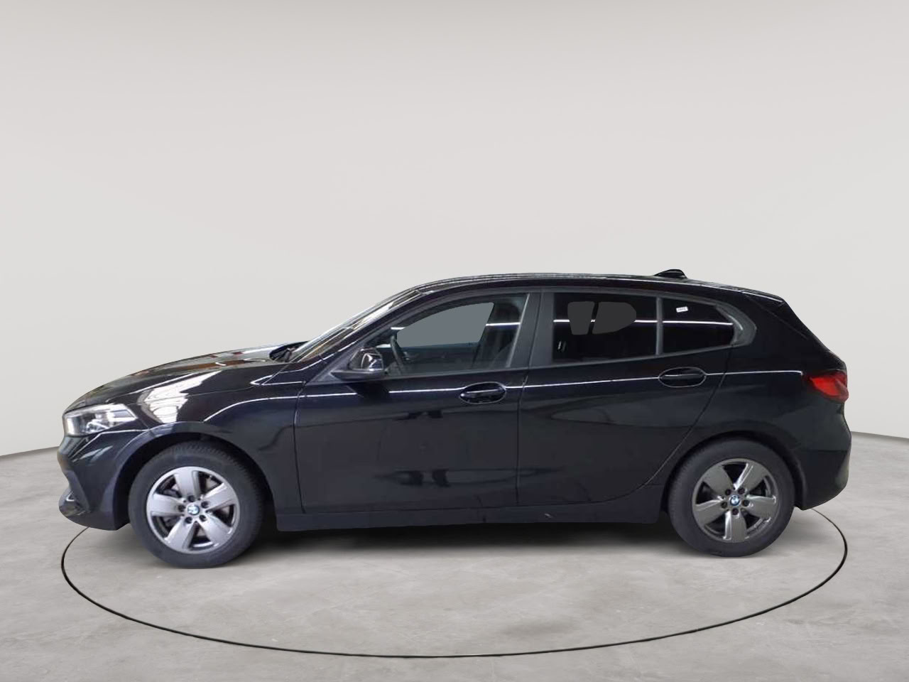 BMW 116d Aut. Advantage 6