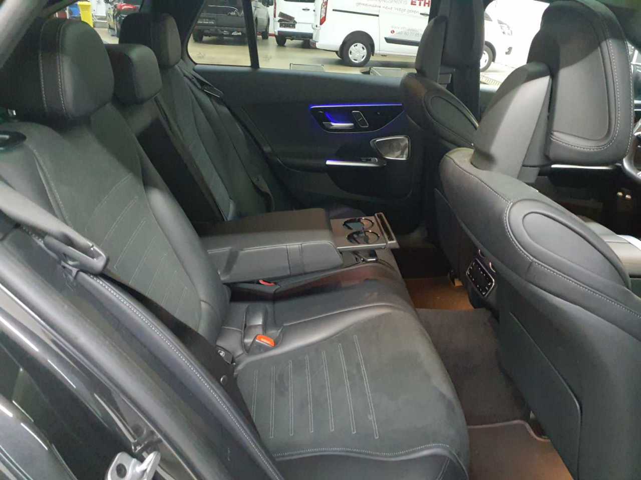 Mercedes-Benz C 300 e T 9G-TRONIC AMG Line Advanced 13