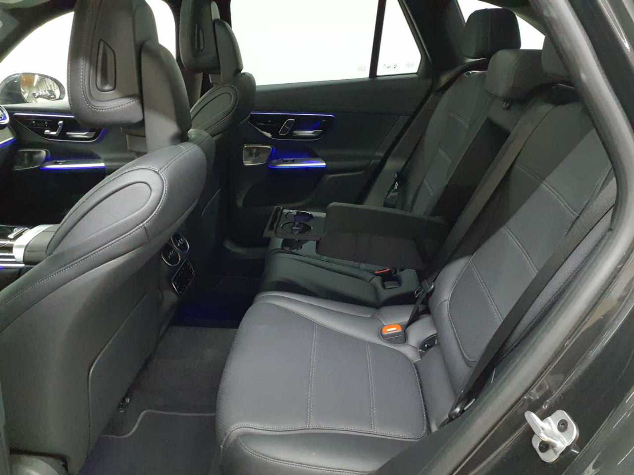 Mercedes-Benz GLC 300 d 4Matic 9G-TRONIC AMG Line Advanced 14