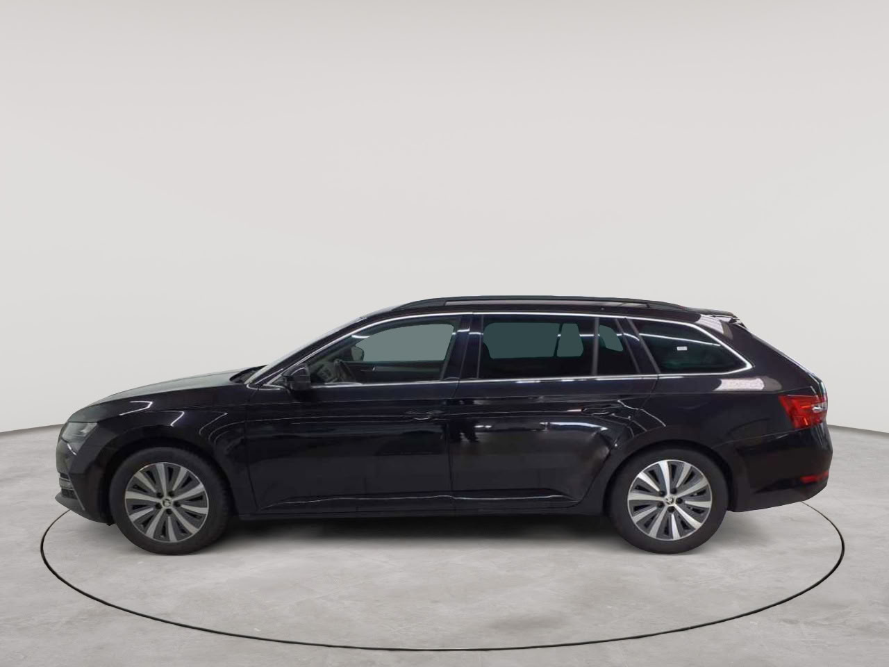 Skoda Superb Combi 1.4 TSI iV DSG Ambition 6