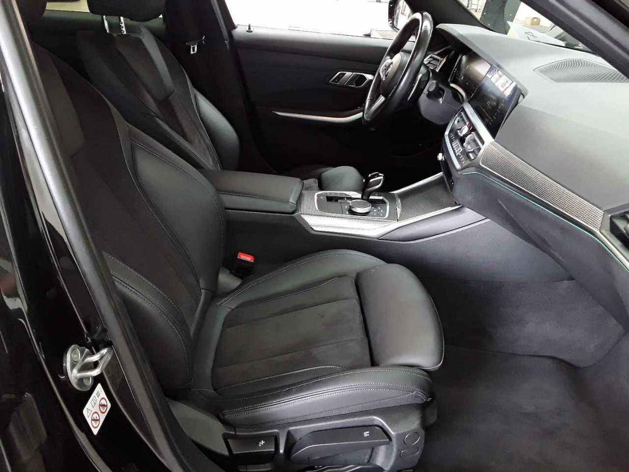 BMW 330e xDrive Aut. M Sport 8