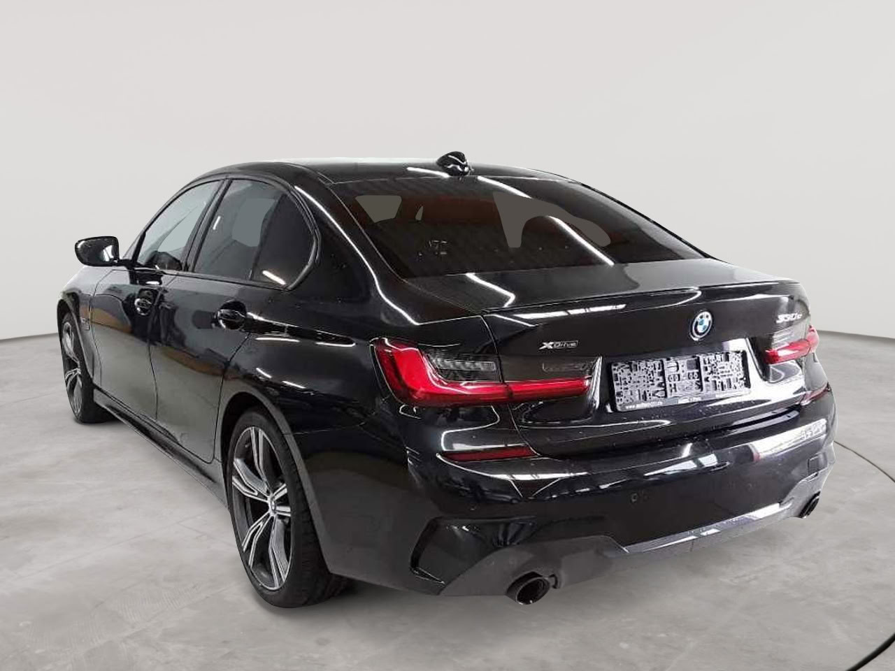 BMW 330e xDrive Aut. M Sport 5