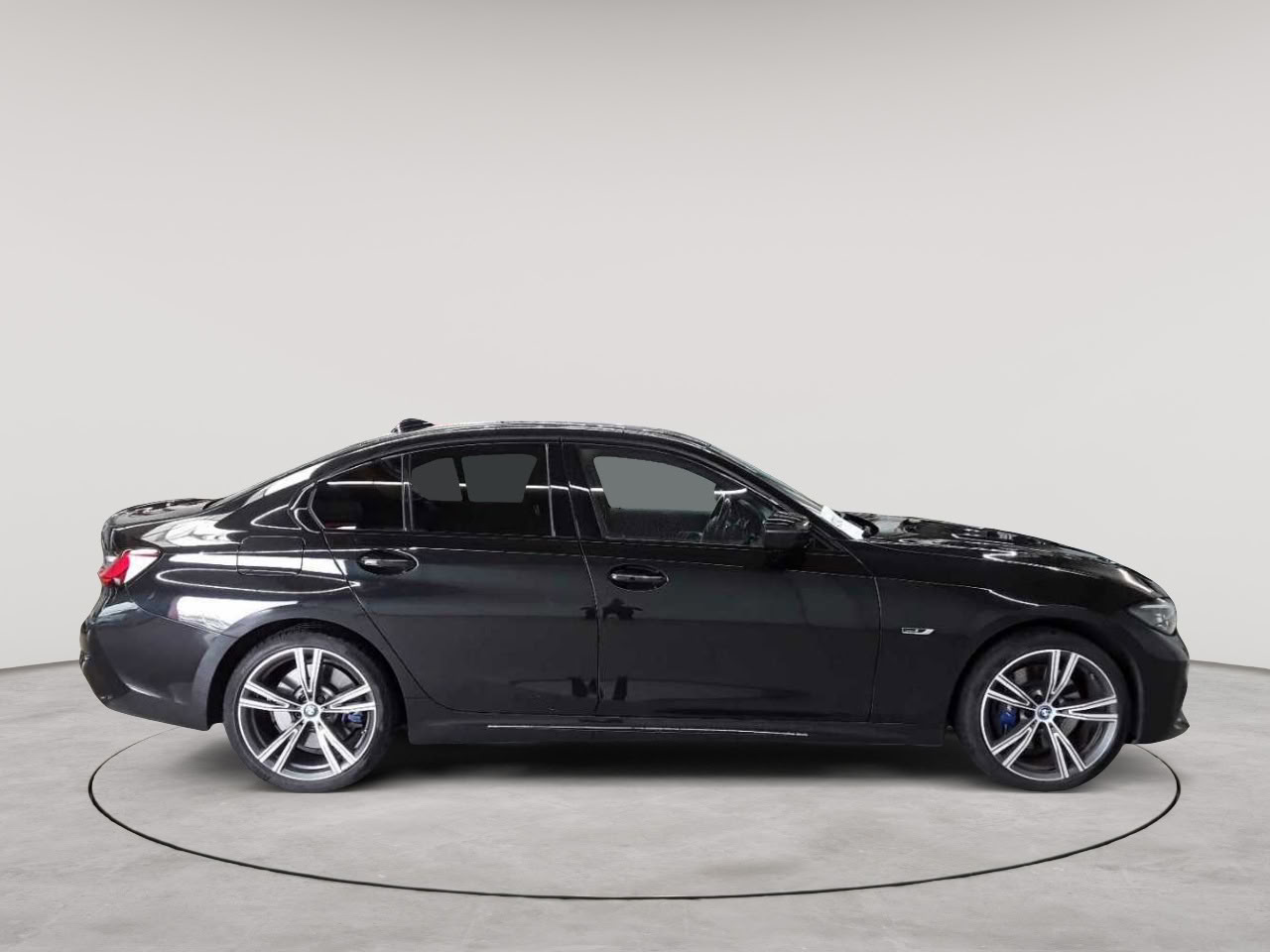 BMW 330e xDrive Aut. M Sport 3