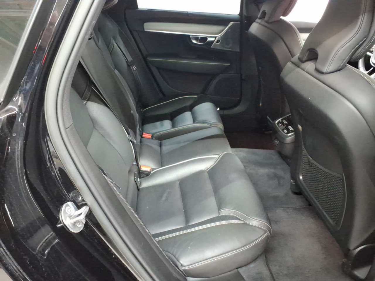 Volvo V90 B5 B Ultimate Dark 14
