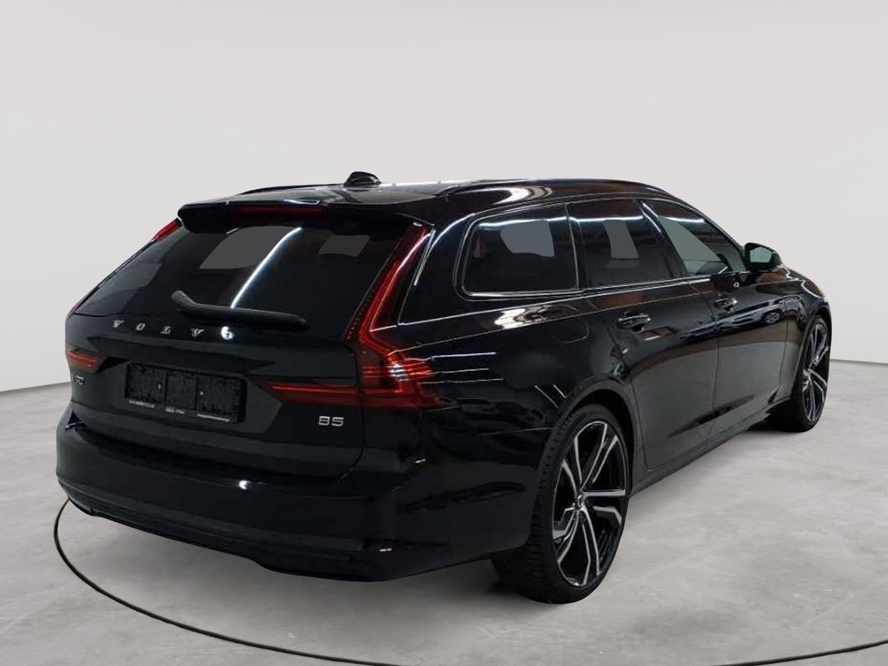 Volvo V90 B5 B Ultimate Dark 4