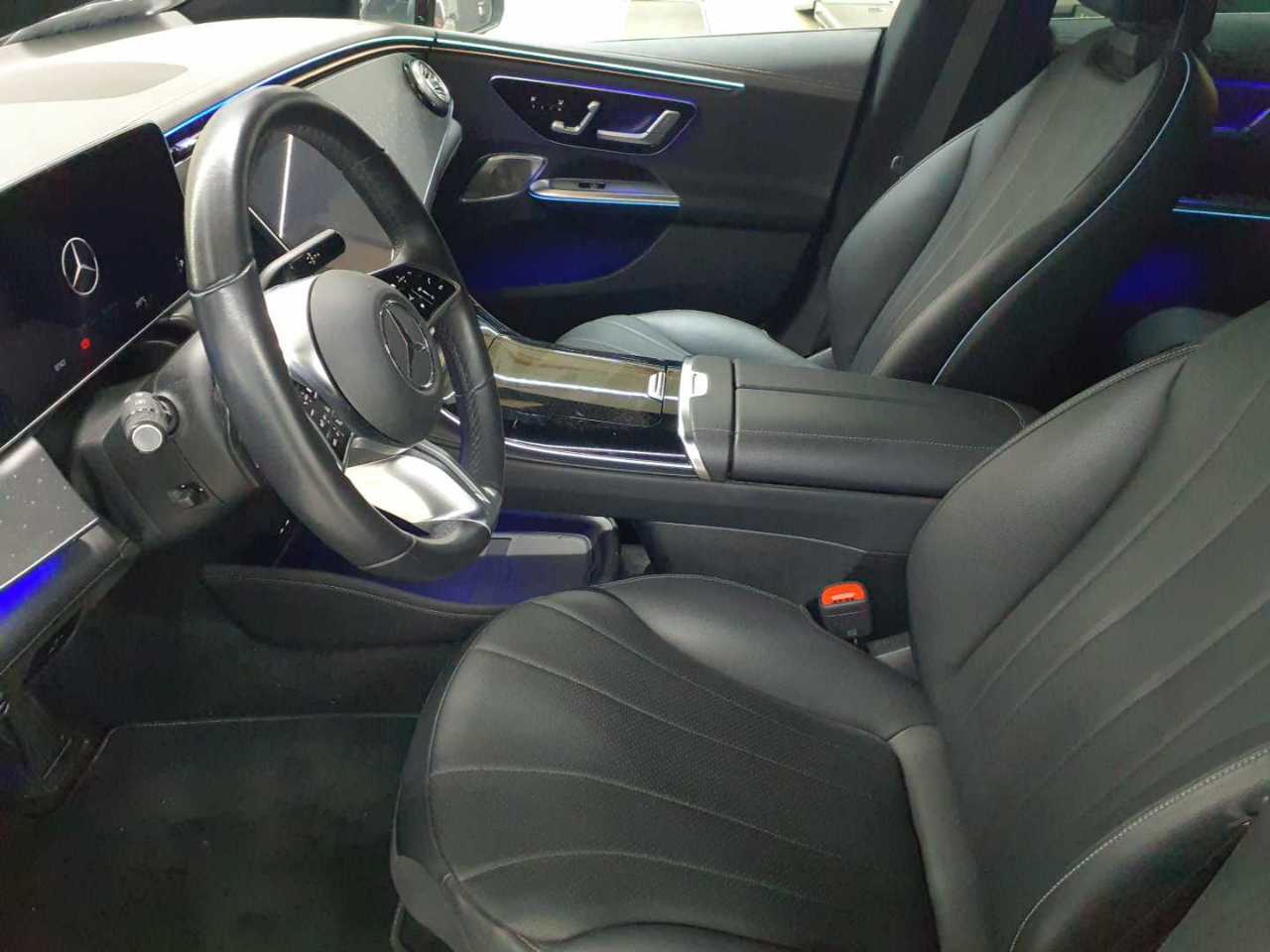 Mercedes-Benz EQE 350 Electric Art 7