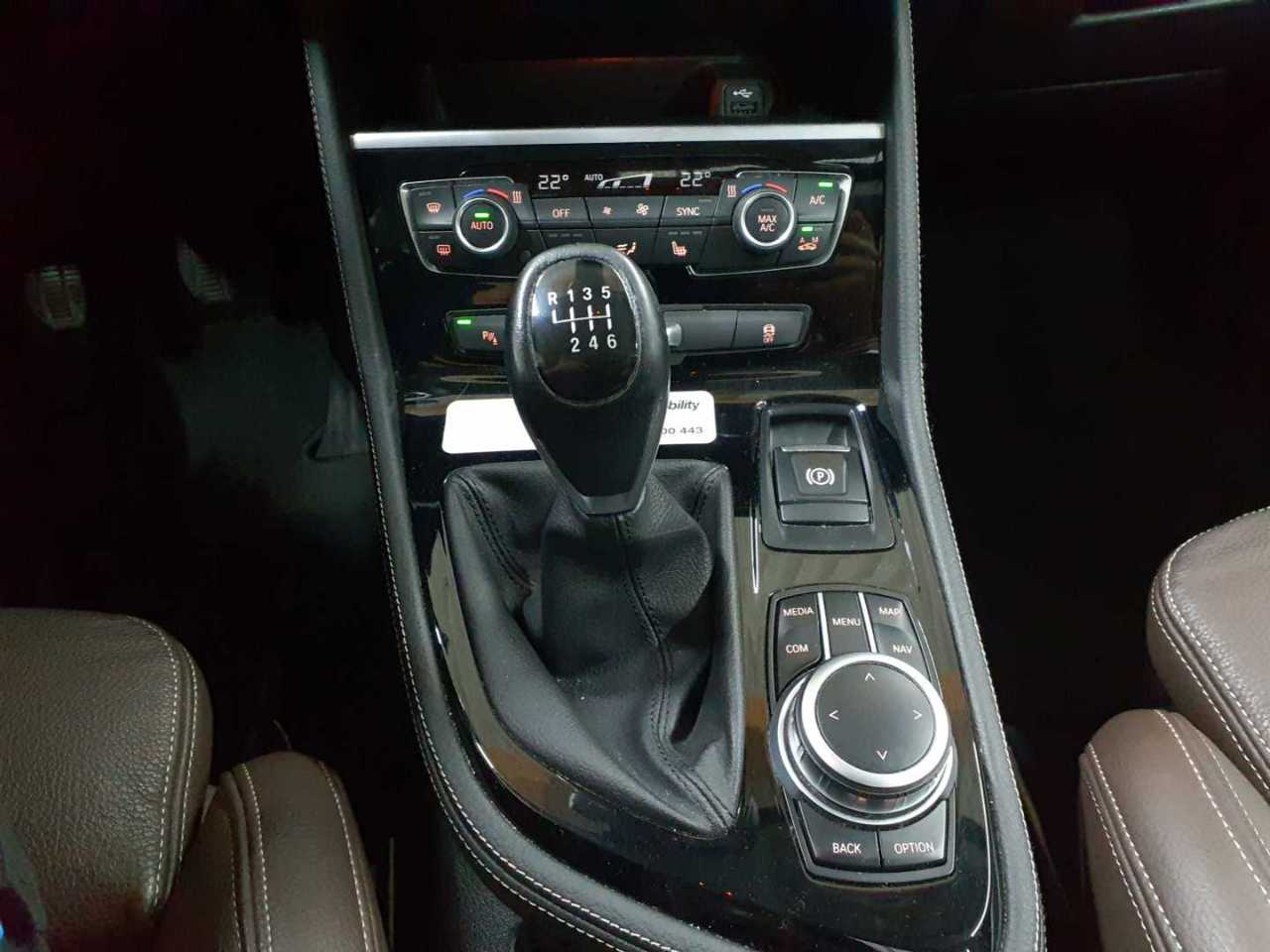 BMW 218i Gran Tourer Sport Line 10