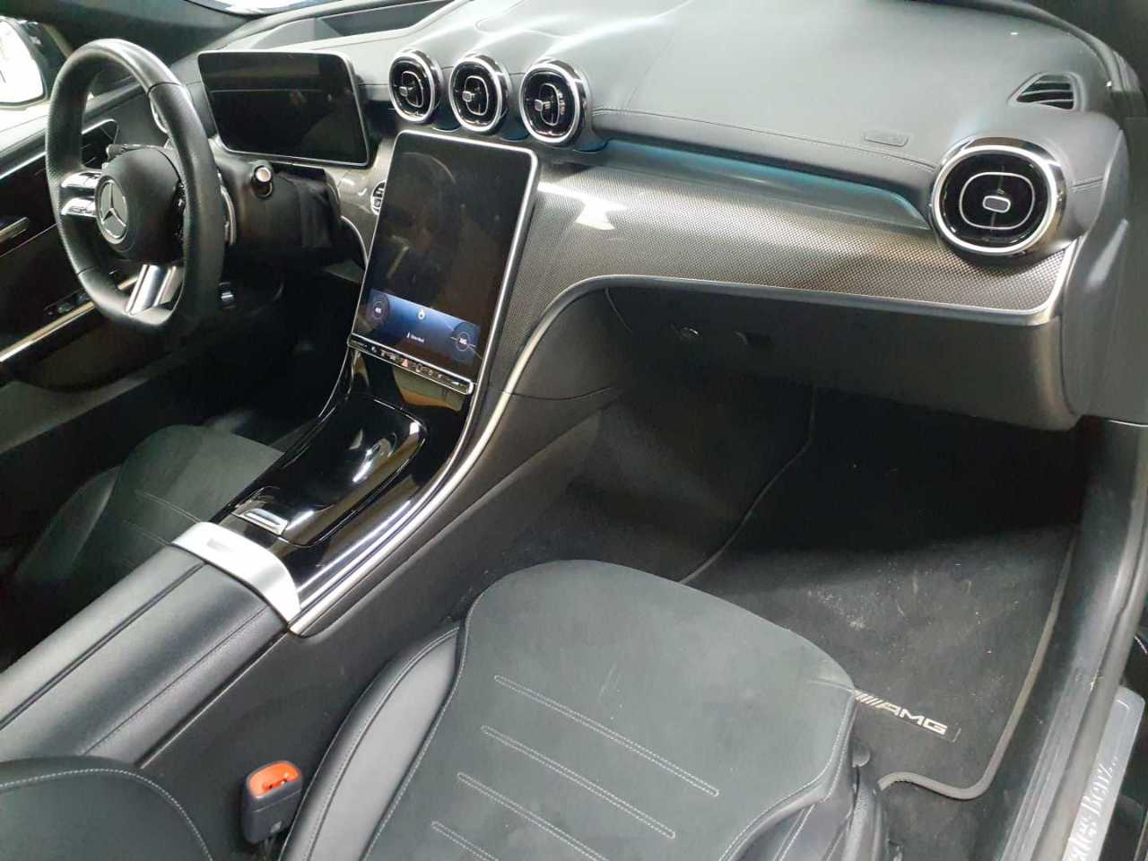Mercedes-Benz C 220 d 4Matic T 9G-TRONIC AMG Line 9