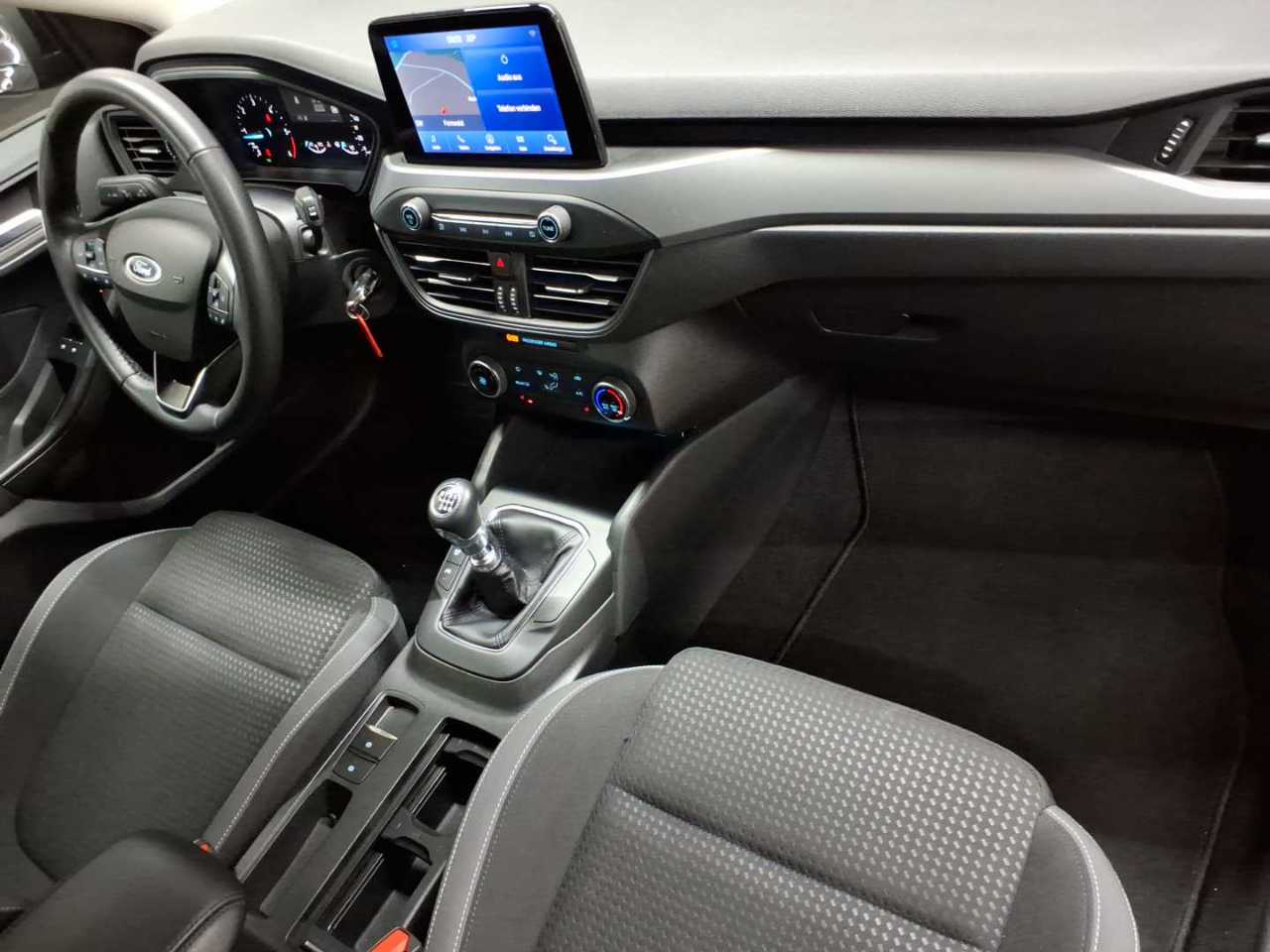 Ford Focus Turnier 1.5 EcoBlue Start-Stopp-System COOL&CONNECT 9