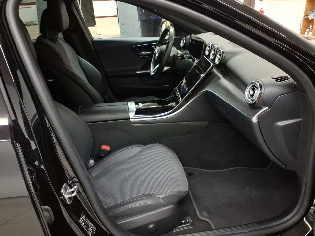 Mercedes-Benz C 220 d T 9G-TRONIC Avantgarde 8