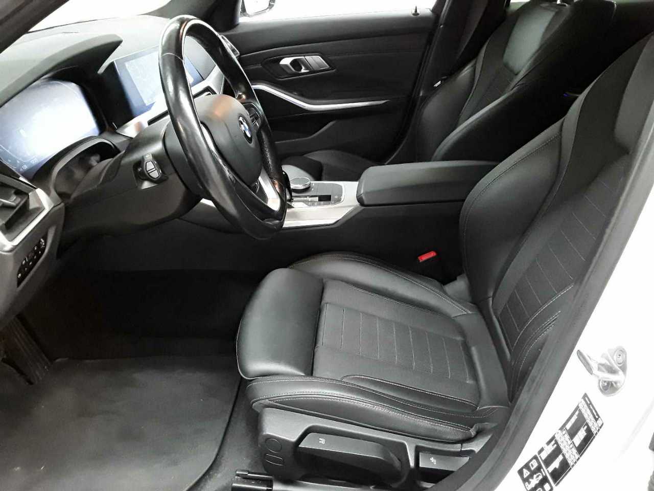 BMW 320d Touring xDrive Aut. Sport Line 7