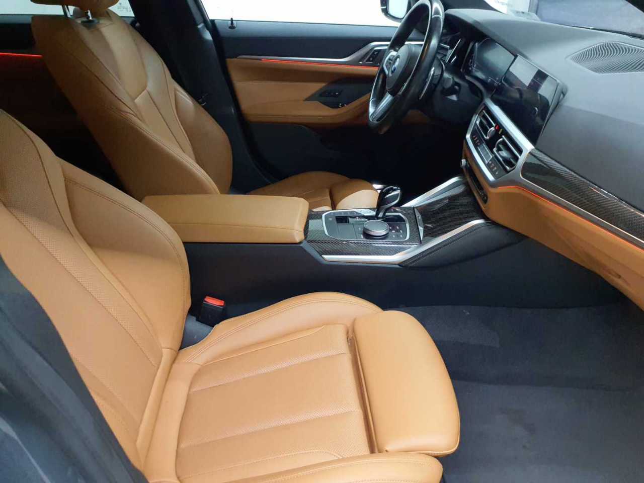 BMW M440i xDrive Gran Coupe 8