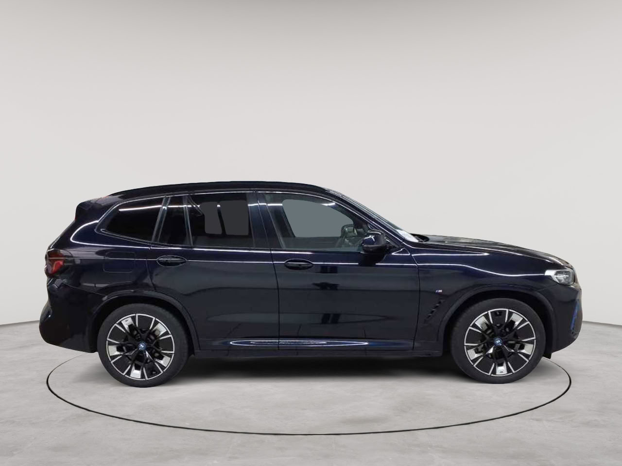 BMW iX3 Impressive 3