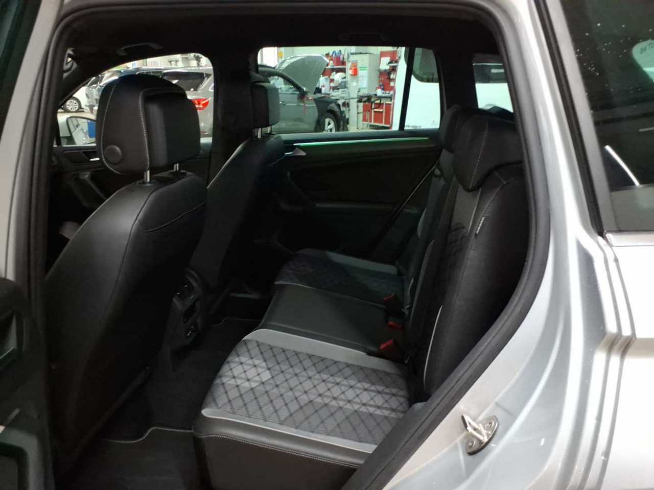 Volkswagen Tiguan 1.5 TSI OPF DSG R-Line 13