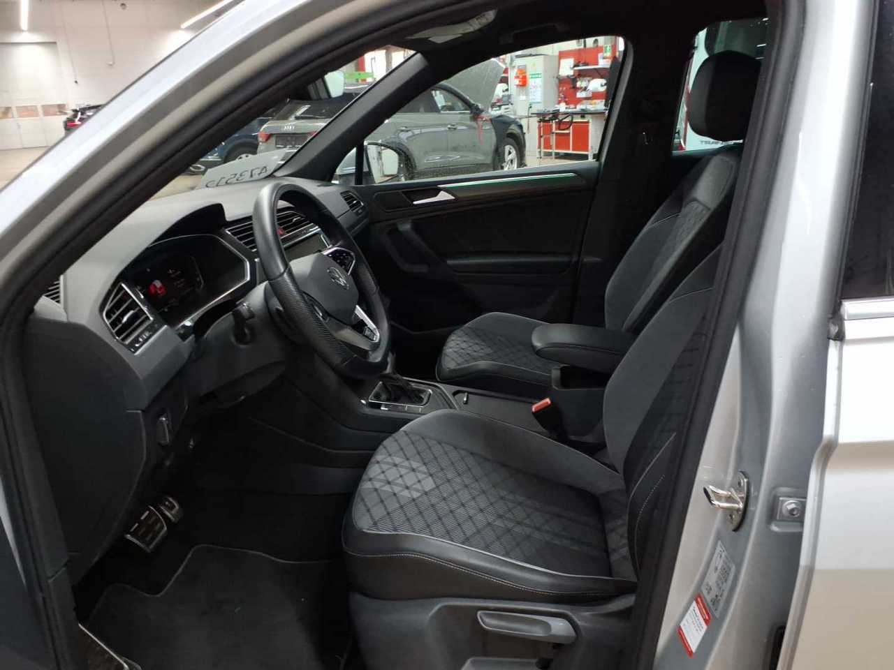 Volkswagen Tiguan 1.5 TSI OPF DSG R-Line 7