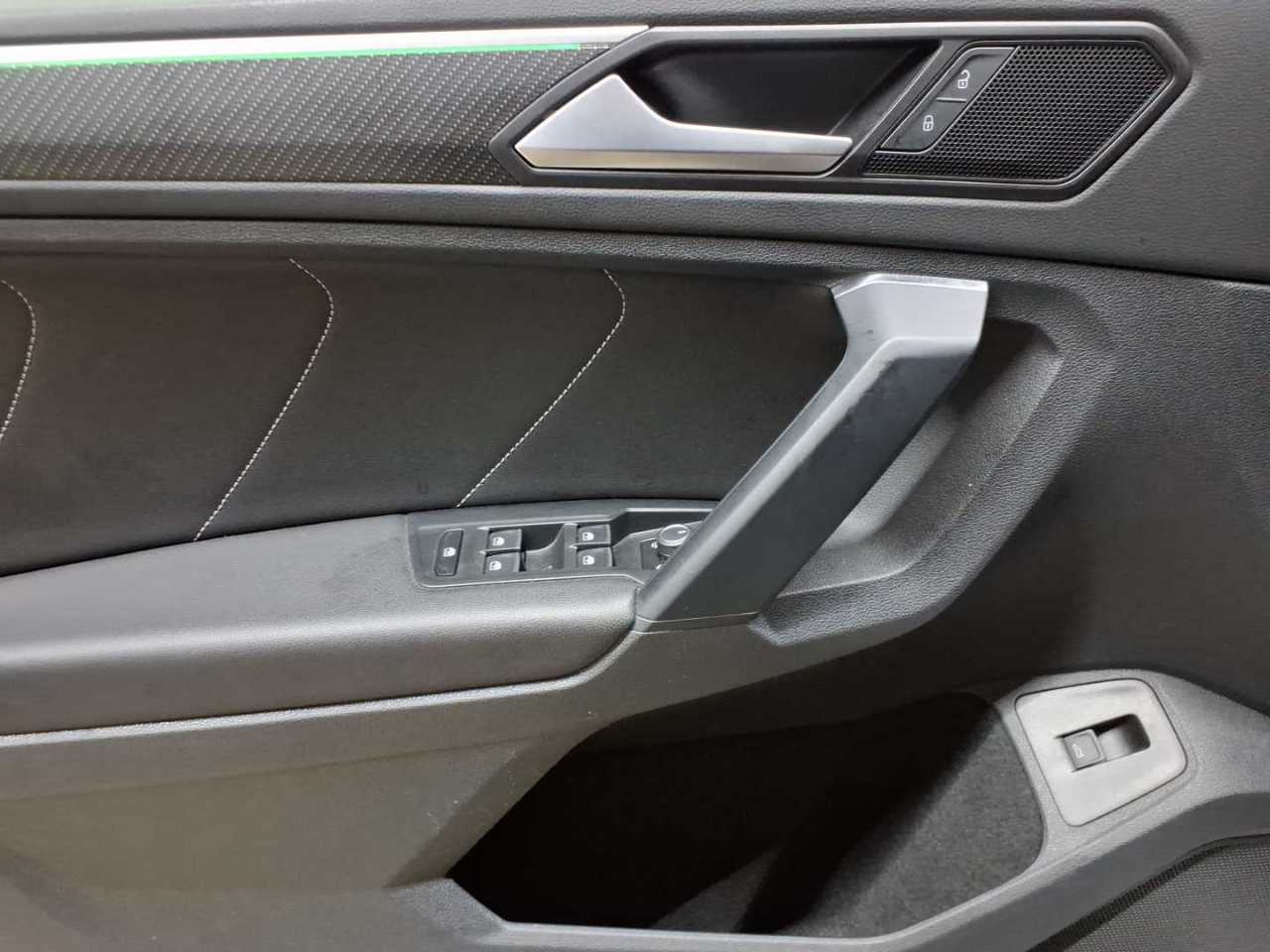 Volkswagen Tiguan 1.5 TSI OPF DSG R-Line 19