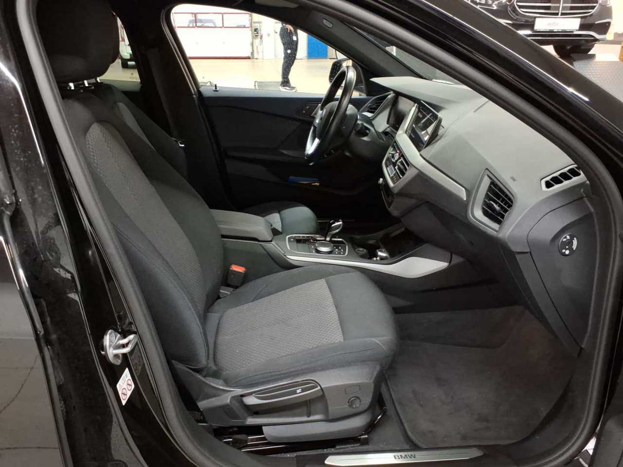 BMW 118d Aut. Advantage 8