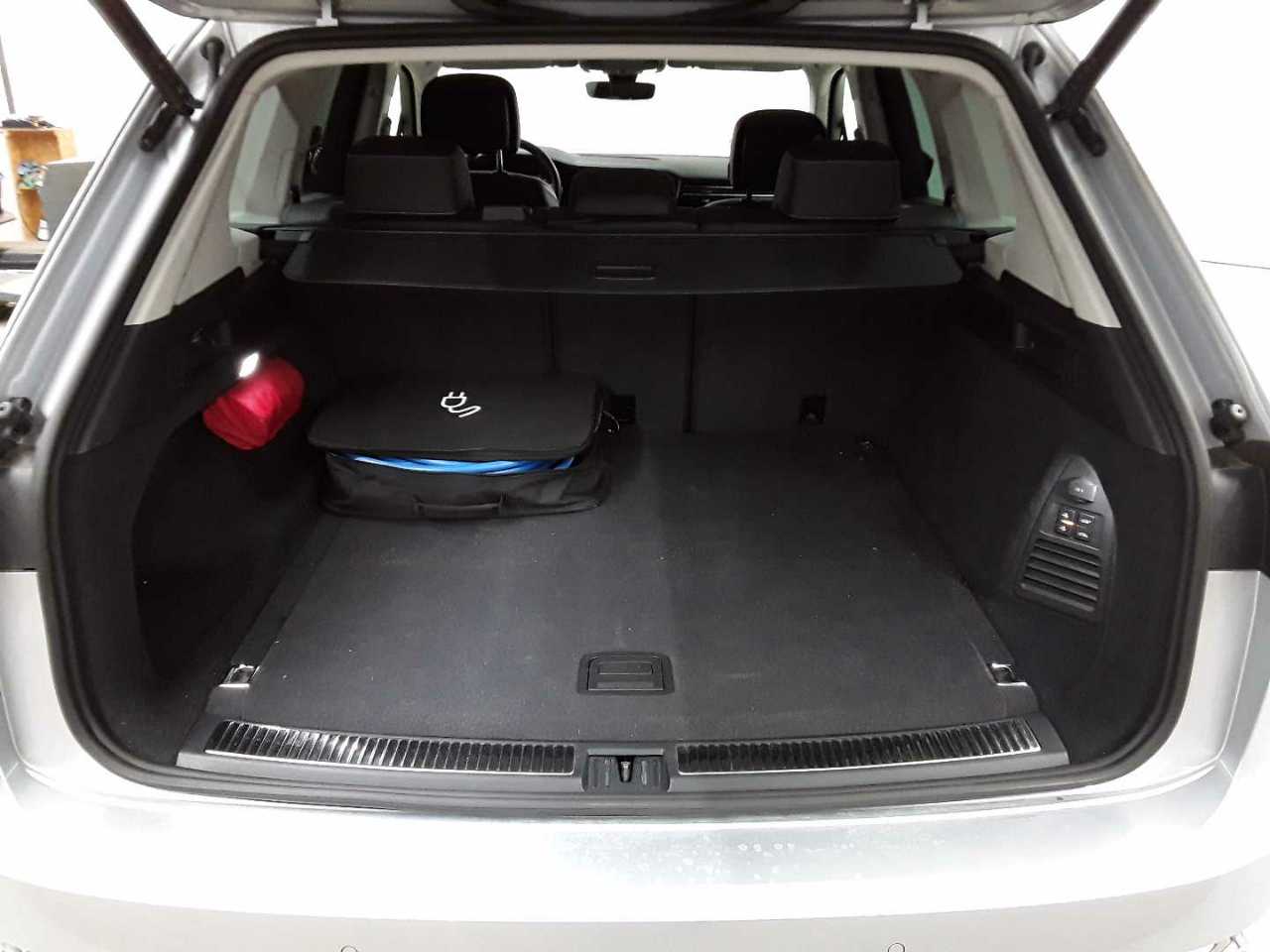 Volkswagen Touareg 3.0 V6 e-Hybrid 4Motion Aut. Elegance 15