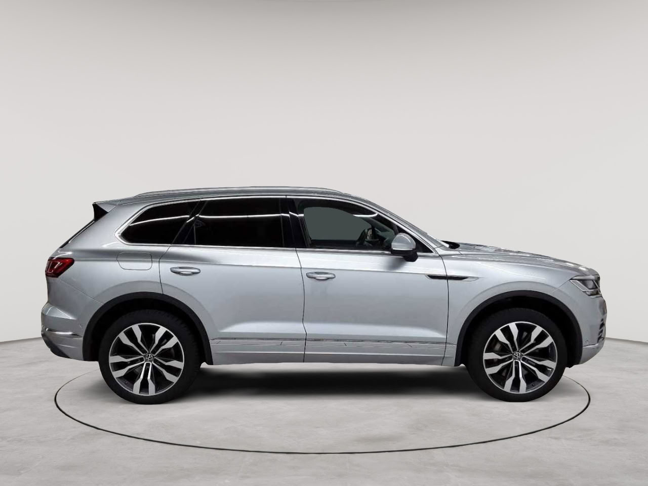 Volkswagen Touareg 3.0 V6 e-Hybrid 4Motion Aut. Elegance 3