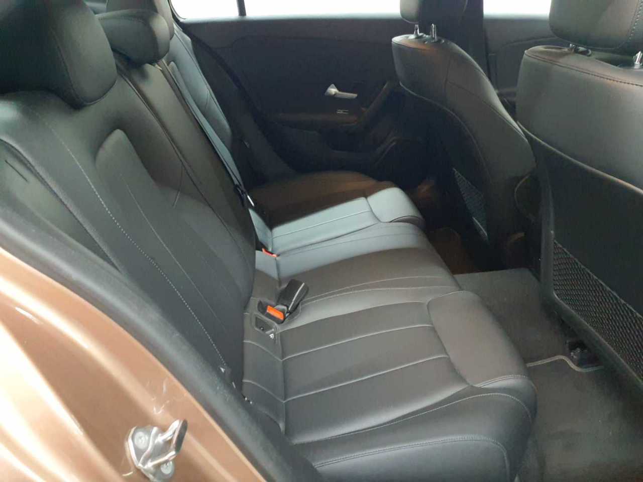 Mercedes-Benz A 250 e 8G-DCT Style 14