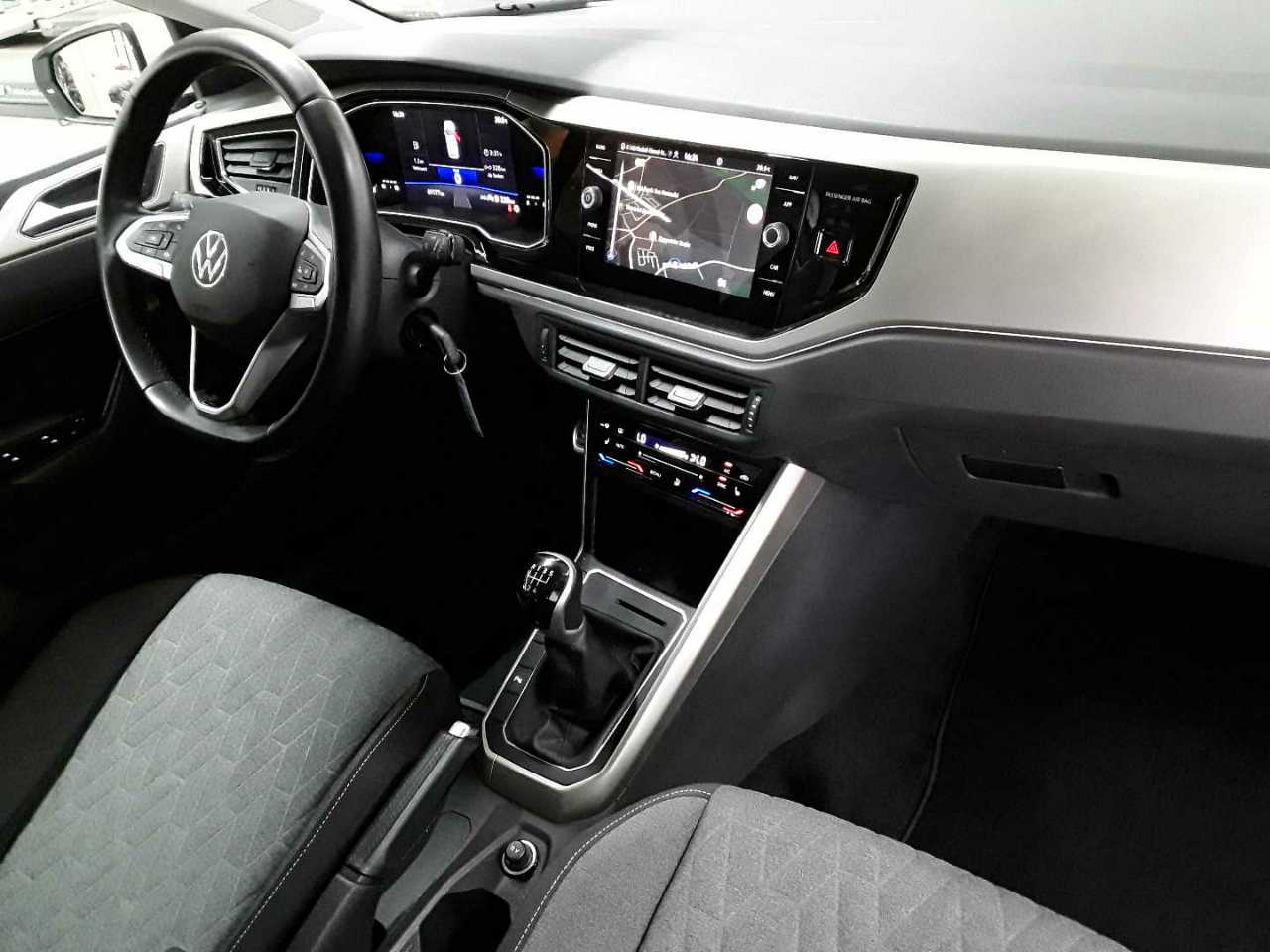 Volkswagen Polo 1.0 Move 9