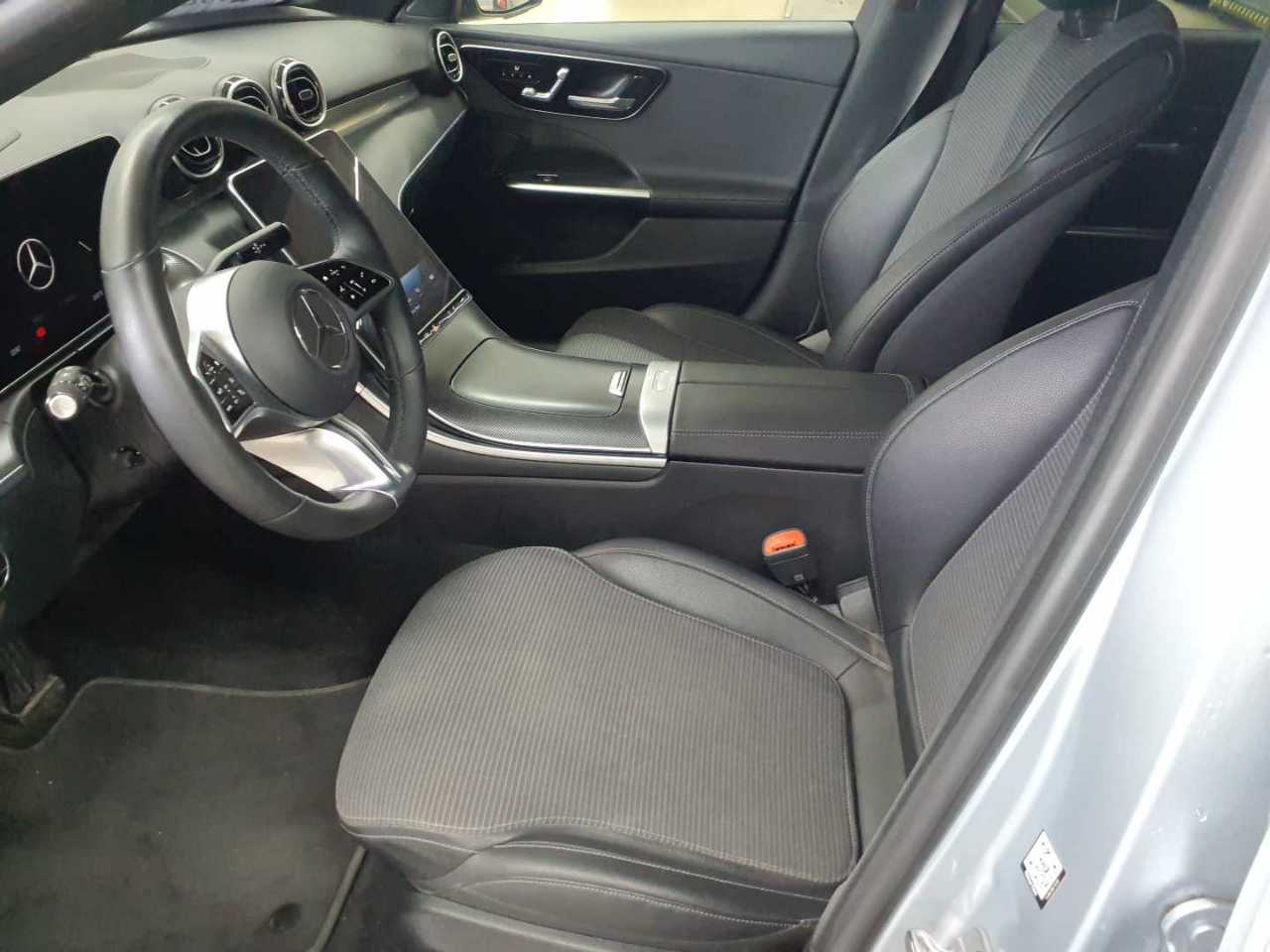 Mercedes-Benz C 300 e T 9G-TRONIC Avantgarde 7
