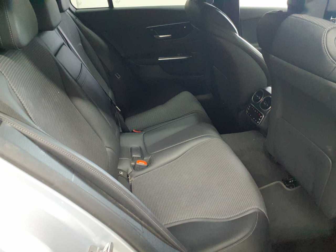 Mercedes-Benz C 300 e T 9G-TRONIC Avantgarde 14