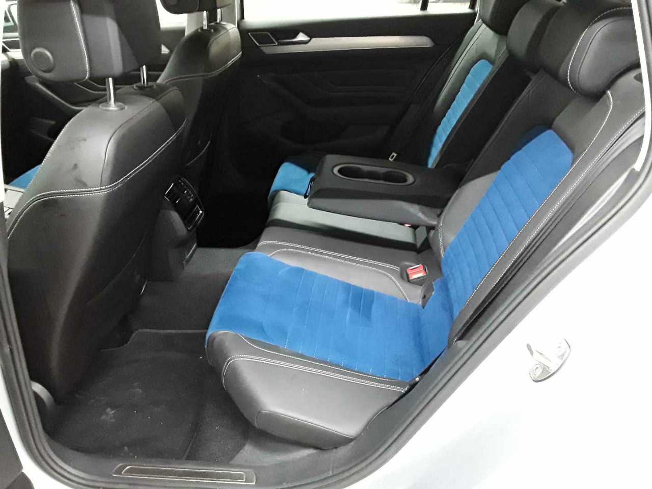 Volkswagen Passat Variant 2.0 TDI SCR Elegance 13
