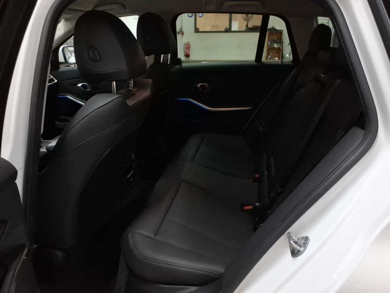 BMW 318d Touring Aut. 13