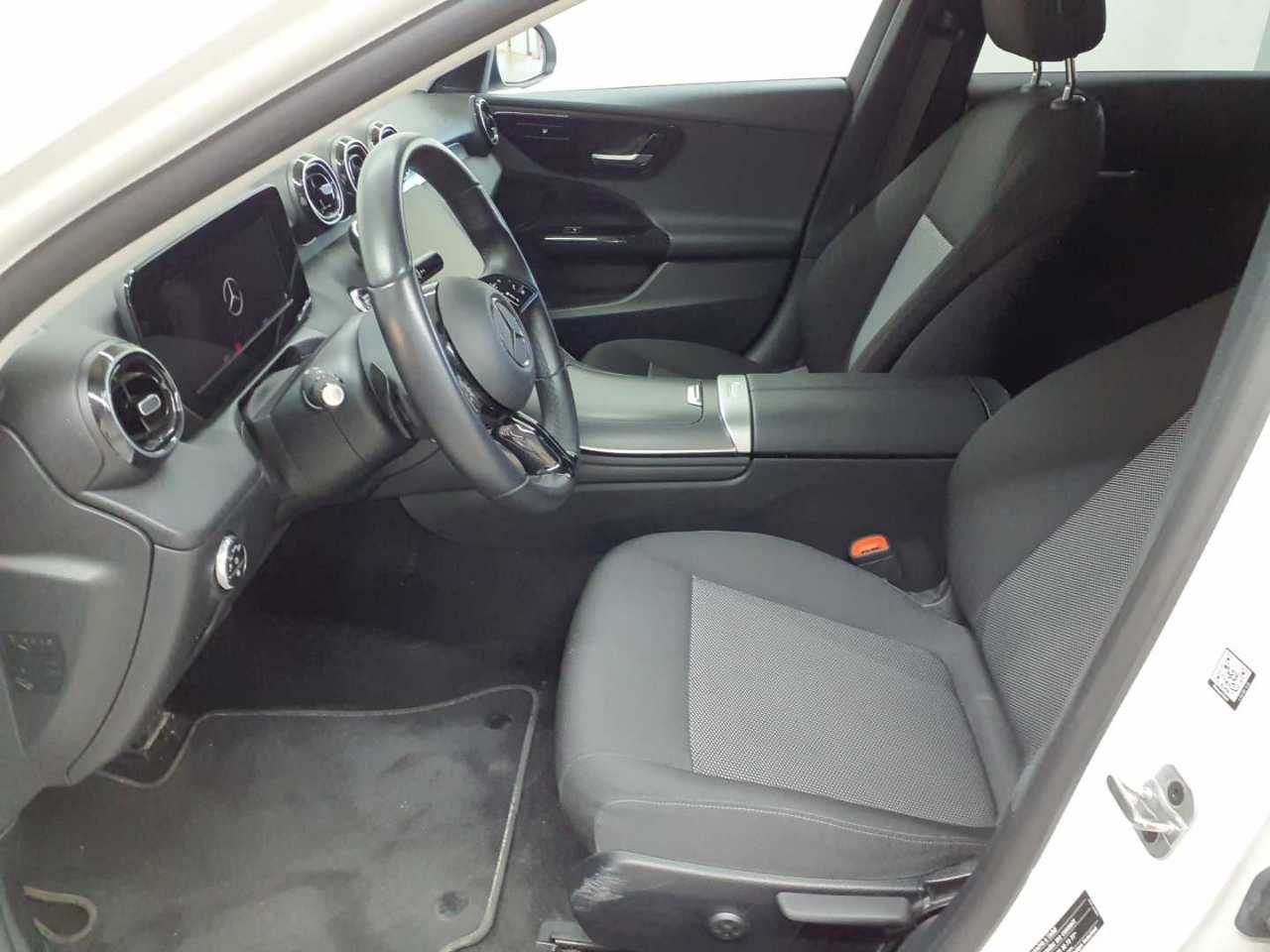 Mercedes-Benz C 220 d T 9G-TRONIC 8