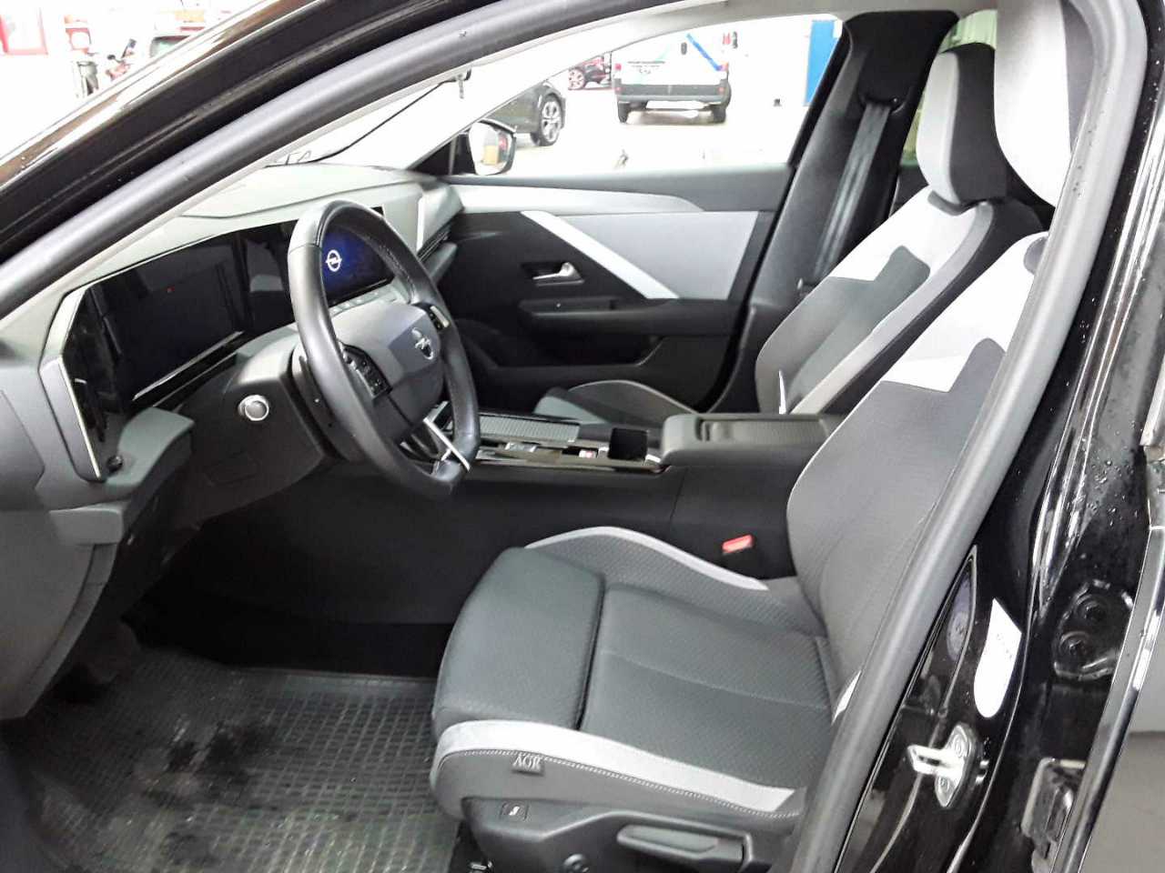 Opel Astra Sports Tourer 1.5 D Automatik Business Edition 7