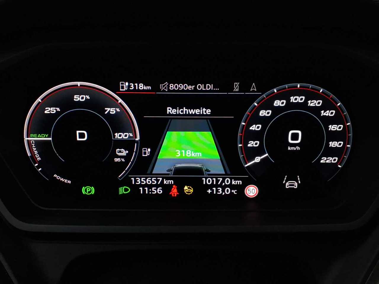 Audi Q4 e-tron 40 11