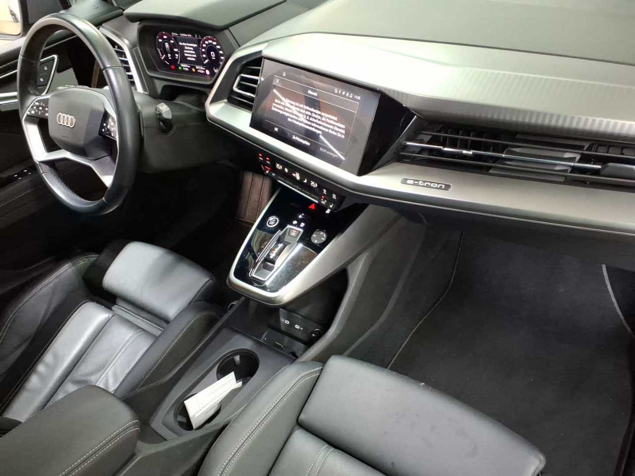 Audi Q4 e-tron 40 9