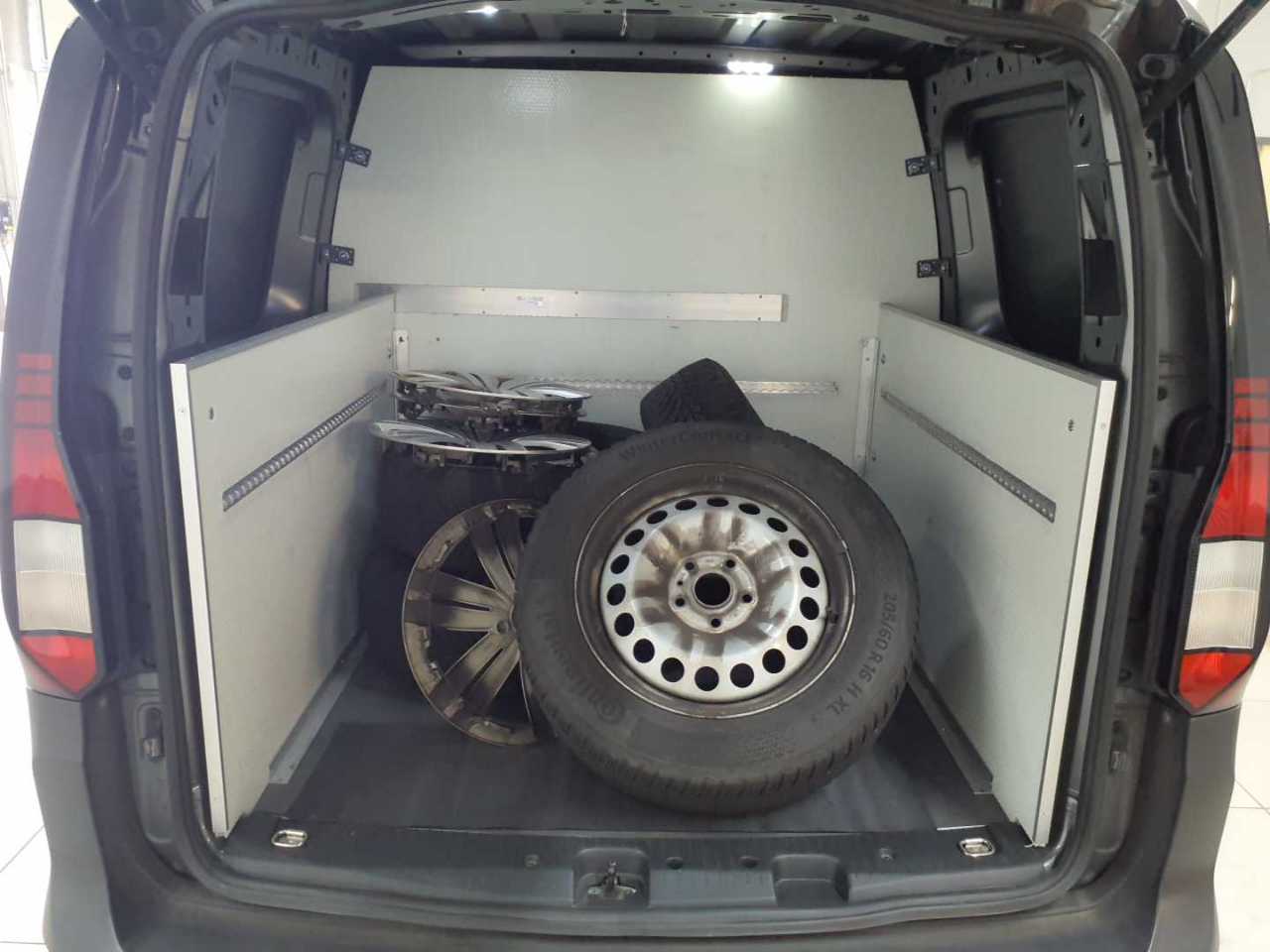 Volkswagen Caddy Cargo 2.0 TDI BMT Maxi 15