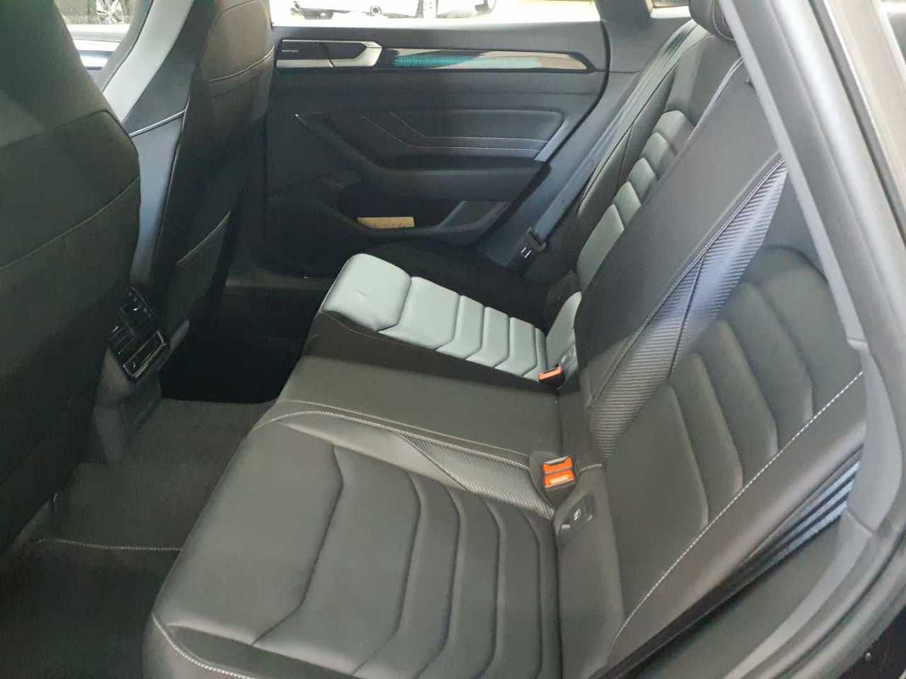Volkswagen Arteon Shooting Brake 2.0 TDI SCR 4Motion DSG R-Line 13