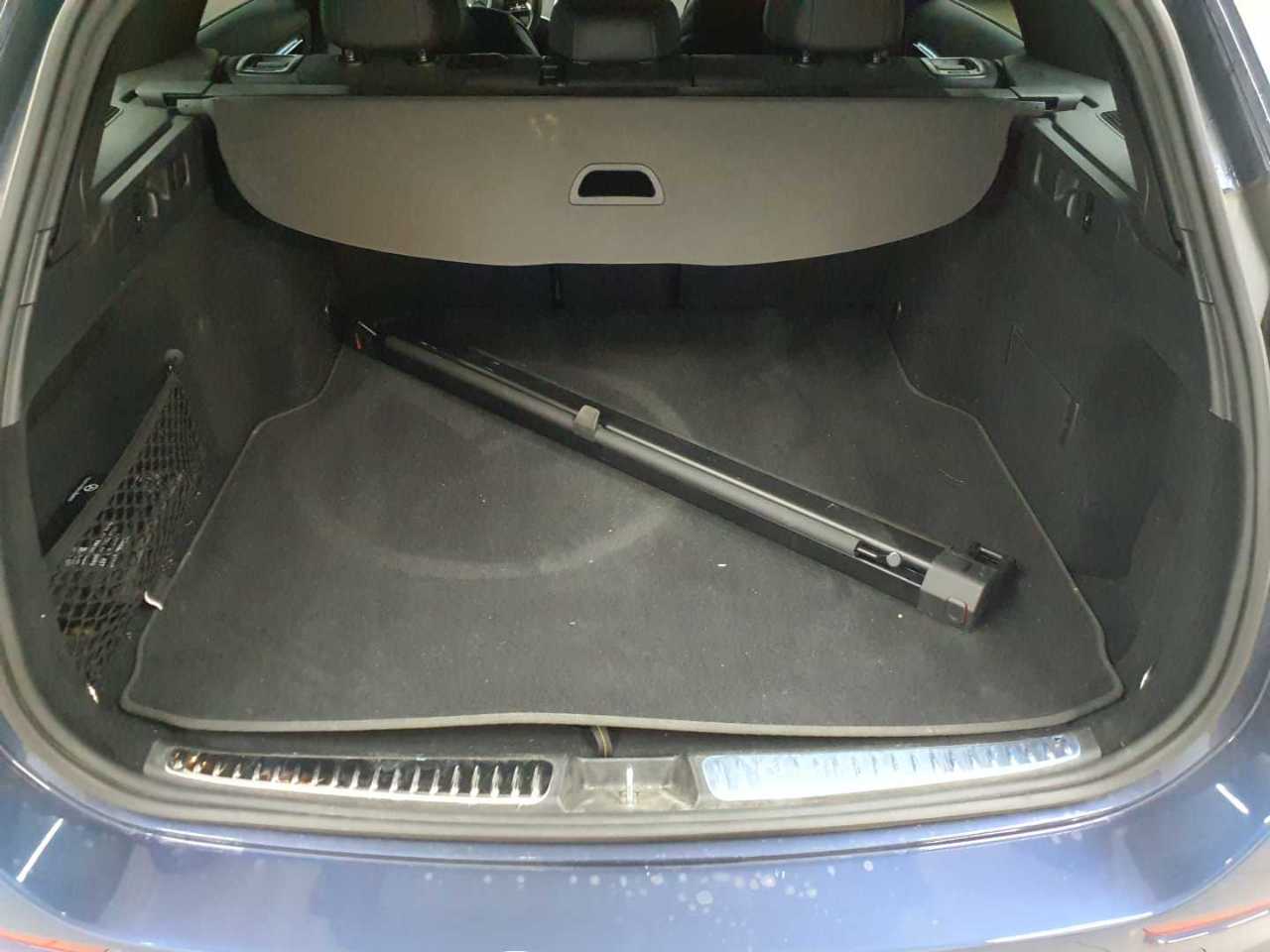 Mercedes-Benz C 220 d 4Matic T 9G-TRONIC AMG Line 15