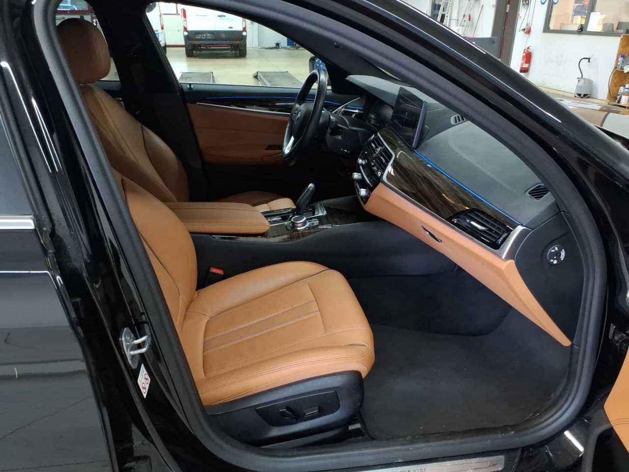 BMW 520e Touring Aut. 8