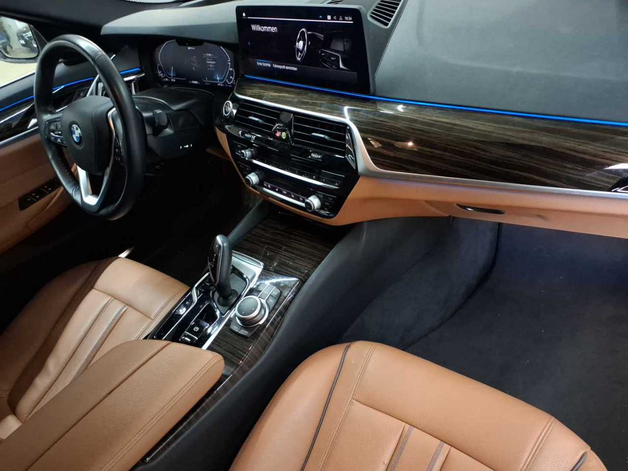 BMW 520e Touring Aut. 9
