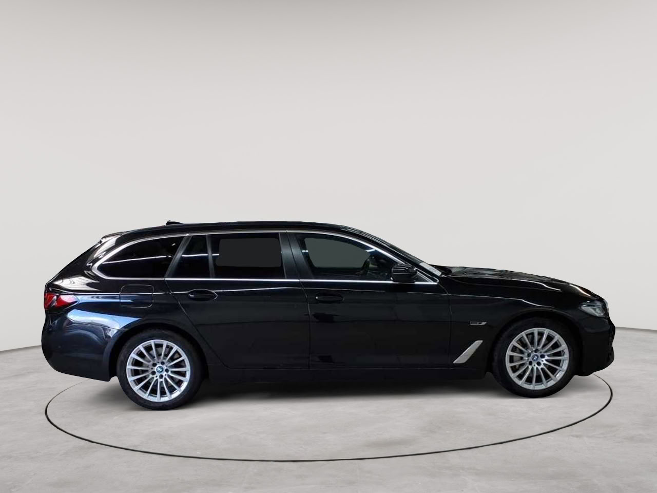 BMW 520e Touring Aut. 3