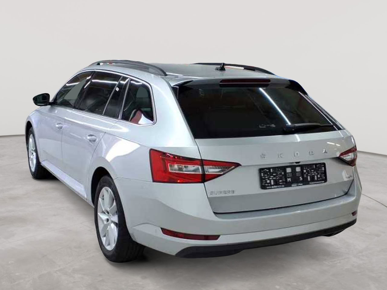 Skoda Superb Combi 2.0 TDI 4x4 DSG Ambition 5