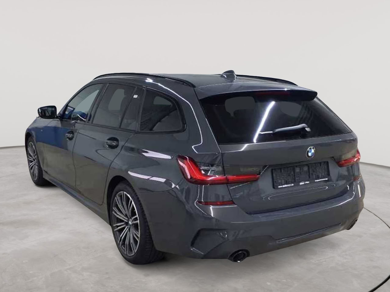 BMW 320d Touring xDrive Aut. M Sport 5