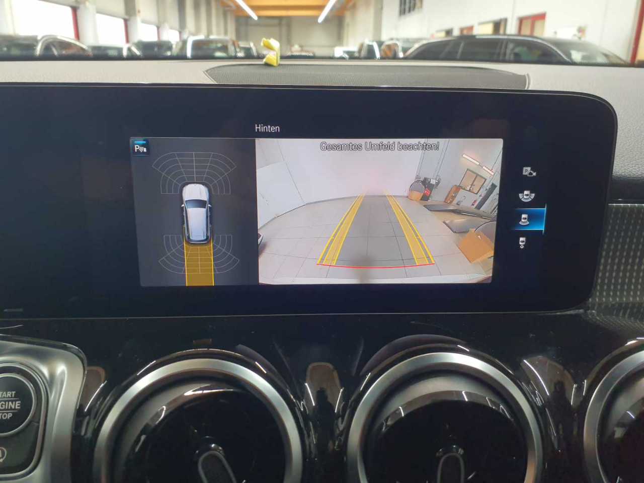 Mercedes-Benz GLB 220 d 4Matic 8G-DCT Progressive 16
